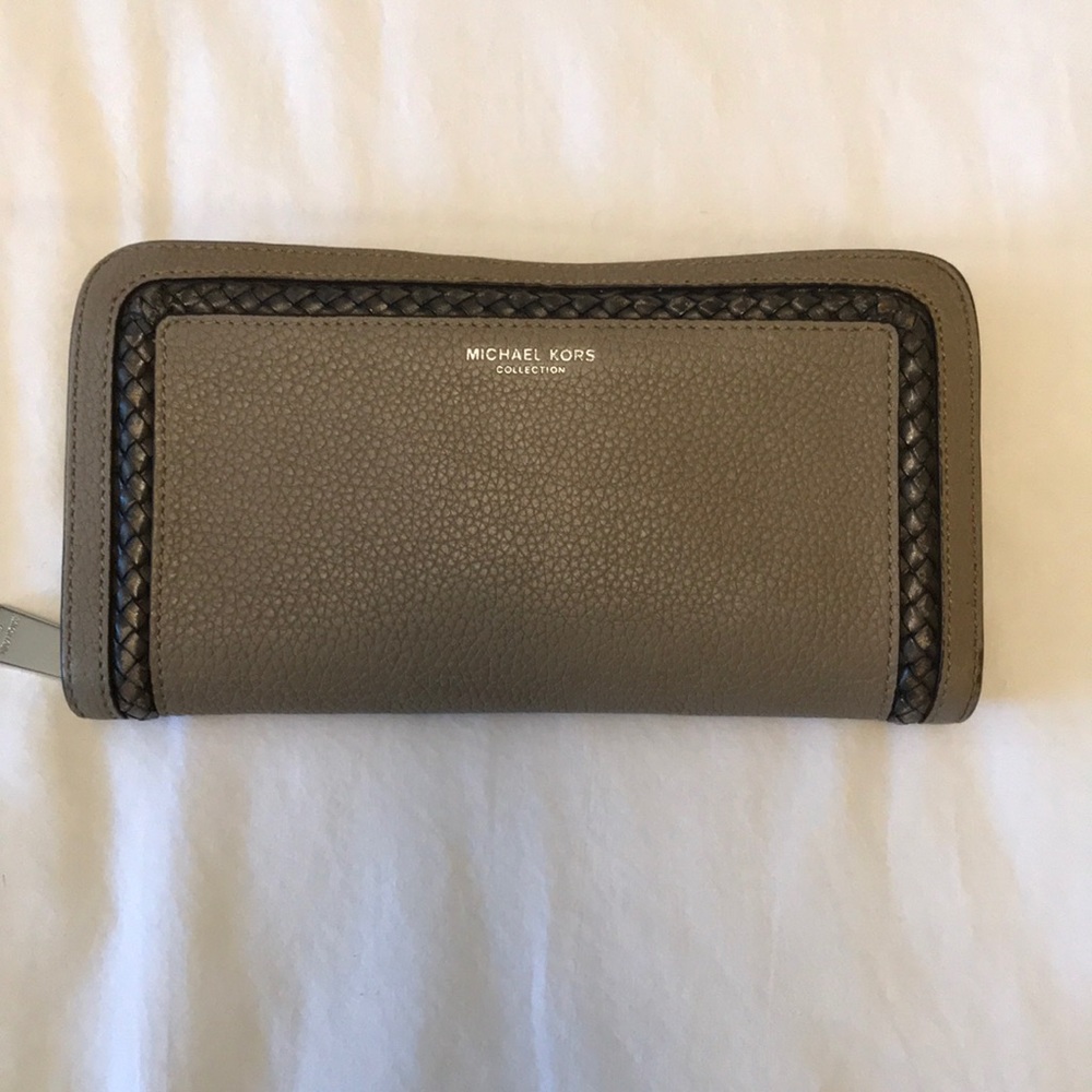 Michael Kors Collection Wallet